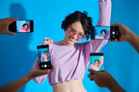 internet.chicks|Internet Chicks.